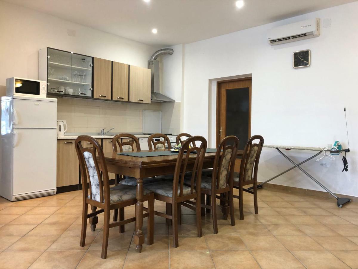 Apartmani I Sobe Ivancic1 诺维·维诺多尔斯基 外观 照片